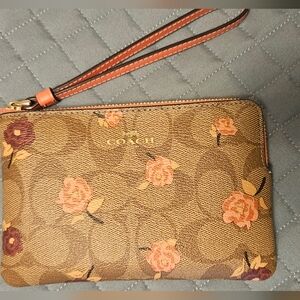 Coach wristlet purse